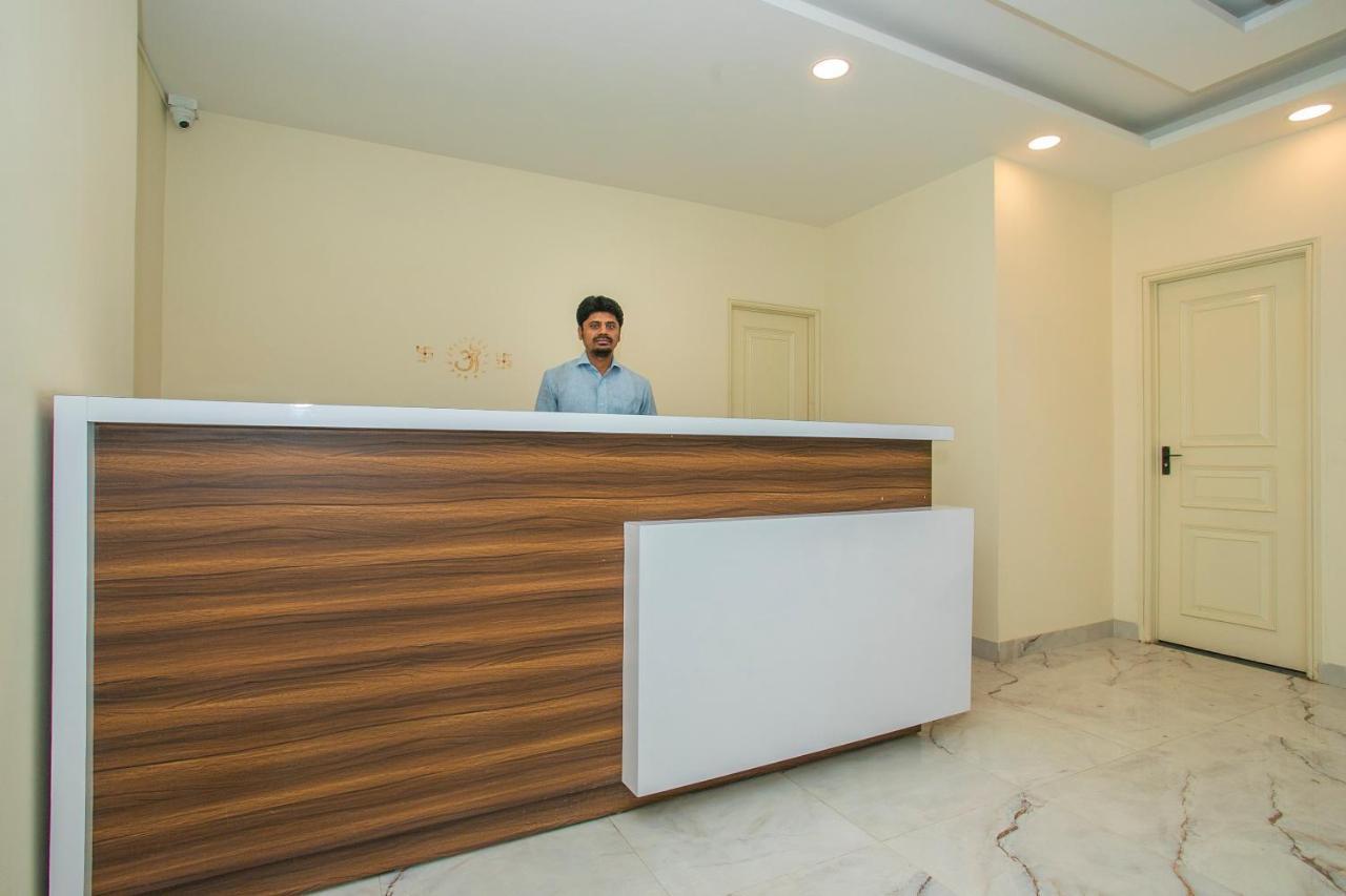 Collection O Premium Eden Au Lac Near Sri Someshwara Swami Temple バンガロール エクステリア 写真